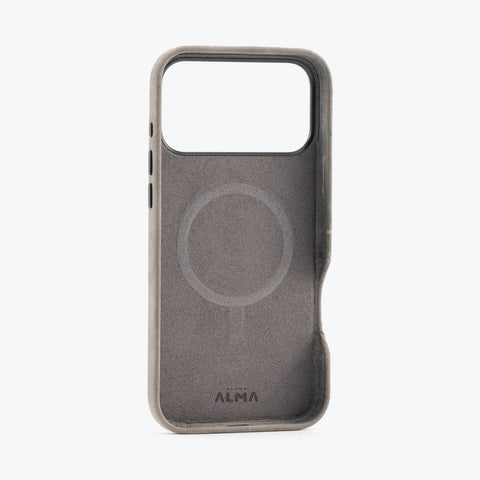 RustBend Leather iPhone 17 Case