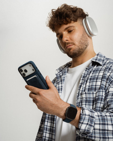 Alcantara iPhone 17 Full-Wrap Case
