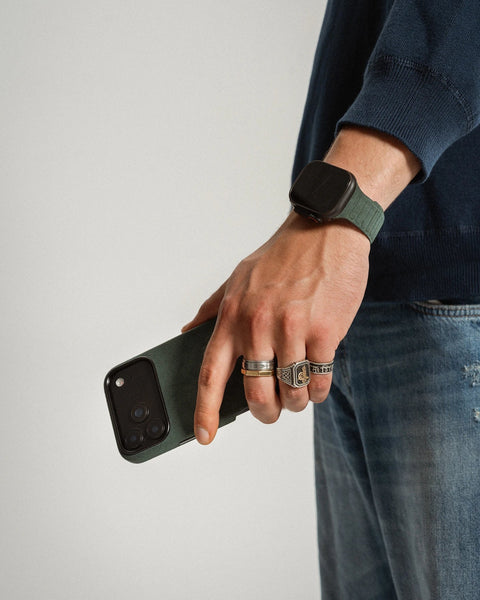 Alcantara iPhone 17 Full-Wrap Case
