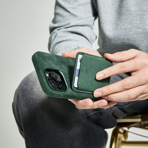 Alcantara MagSafe Phone Cardholder (Forest Green)