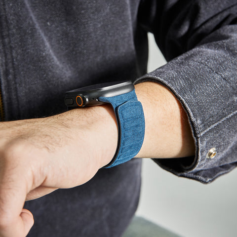 Alcantara Apple Watch Magnetic Bands Version 2 (Navy Blue)